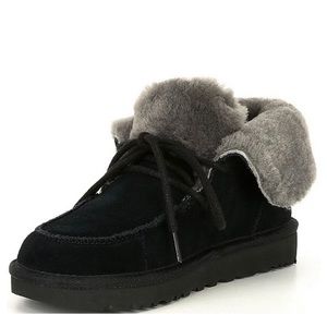 UGG Diara Suede Booties only worn once size 10